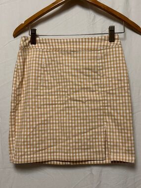 3/$25💋 Garage As If plaid mini skirt in white and yellow